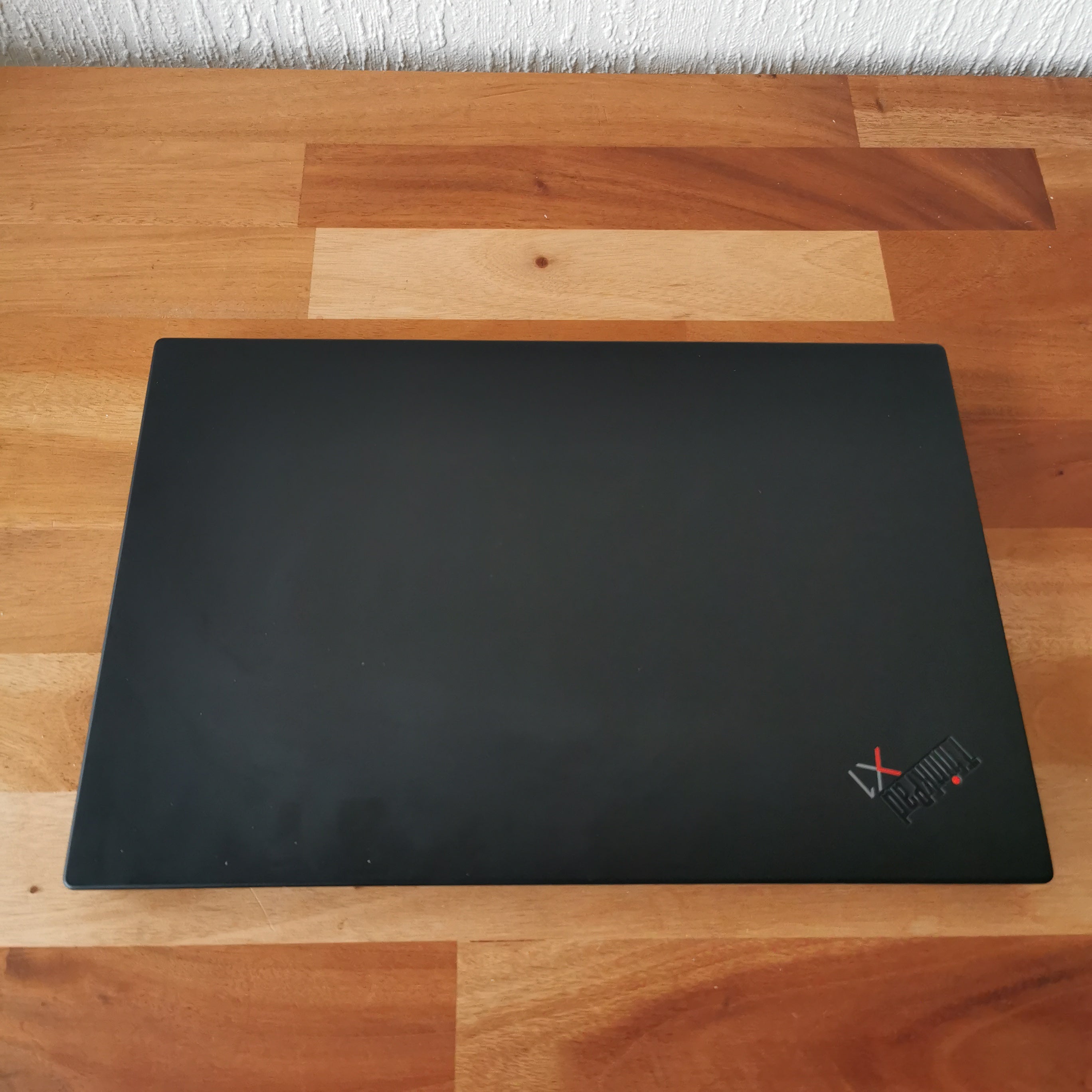 Lenovo ThinkPad X1 Carbon Gen 8 | i7-10610U | 16GB | 256GB SSD | Touch