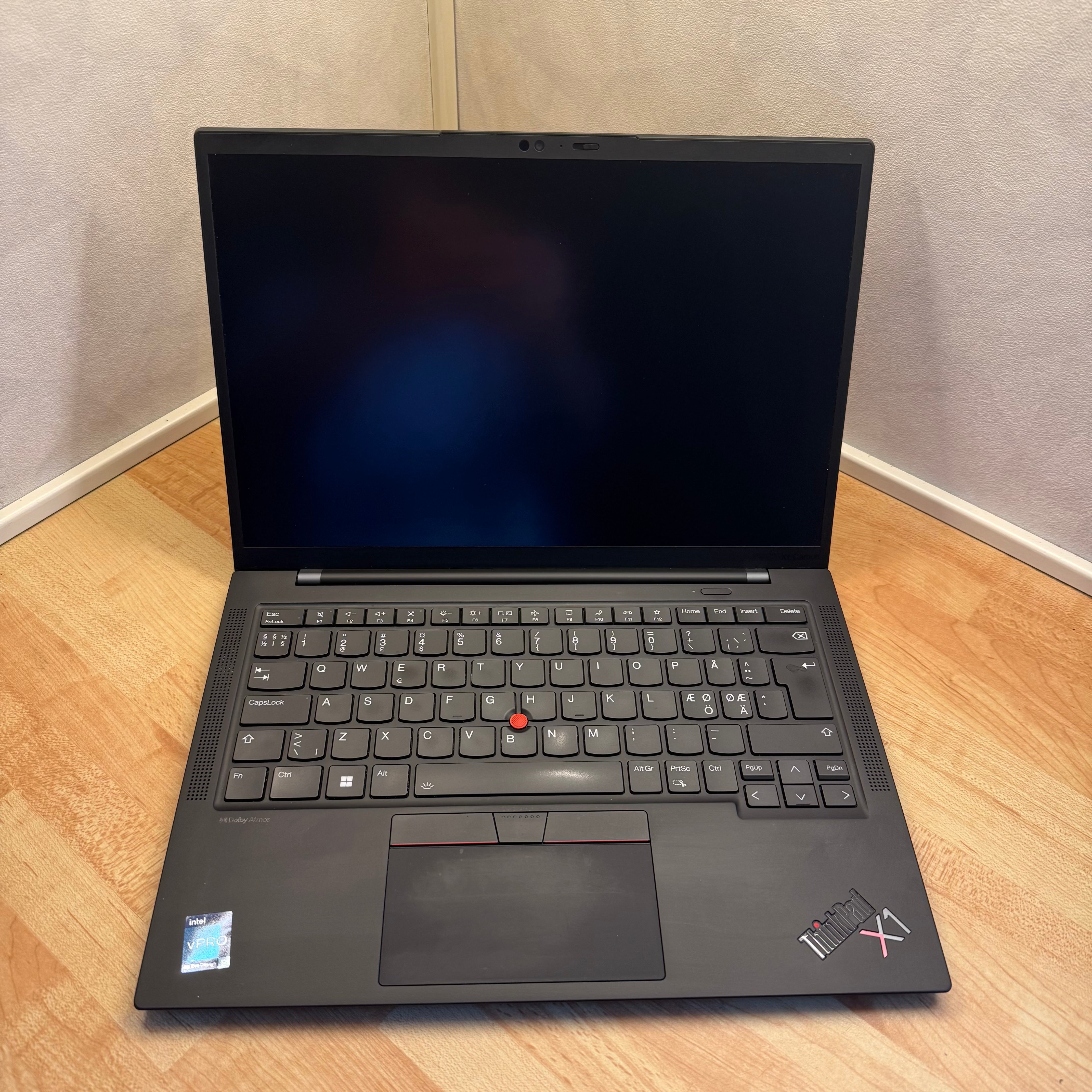 Lenovo ThinkPad X1 Carbon Gen 11 | i5-1345U | 32GB | 256GB SSD