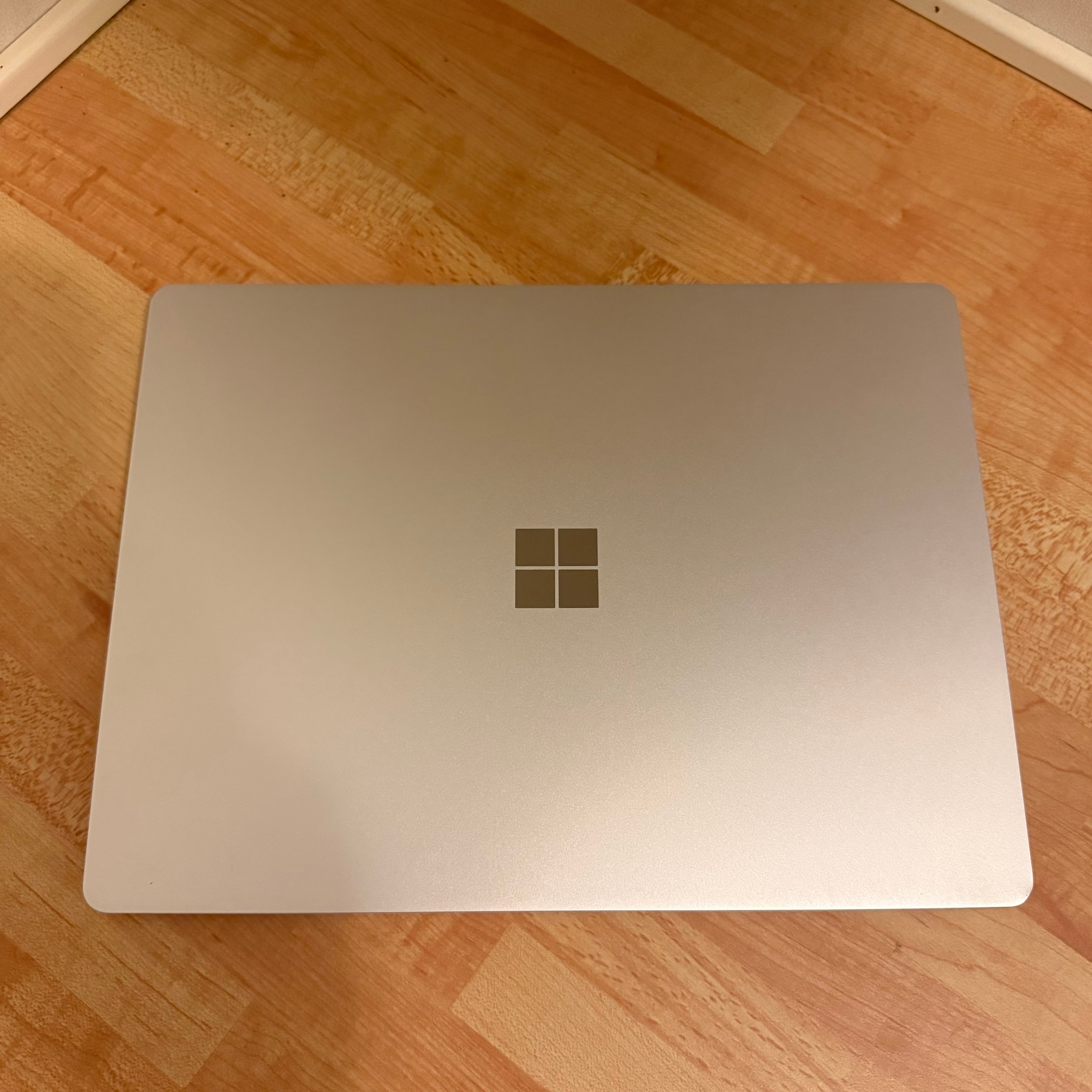 Microsoft Surface Laptop Go | i5-1035G1 | 8GB | 256GB SSD