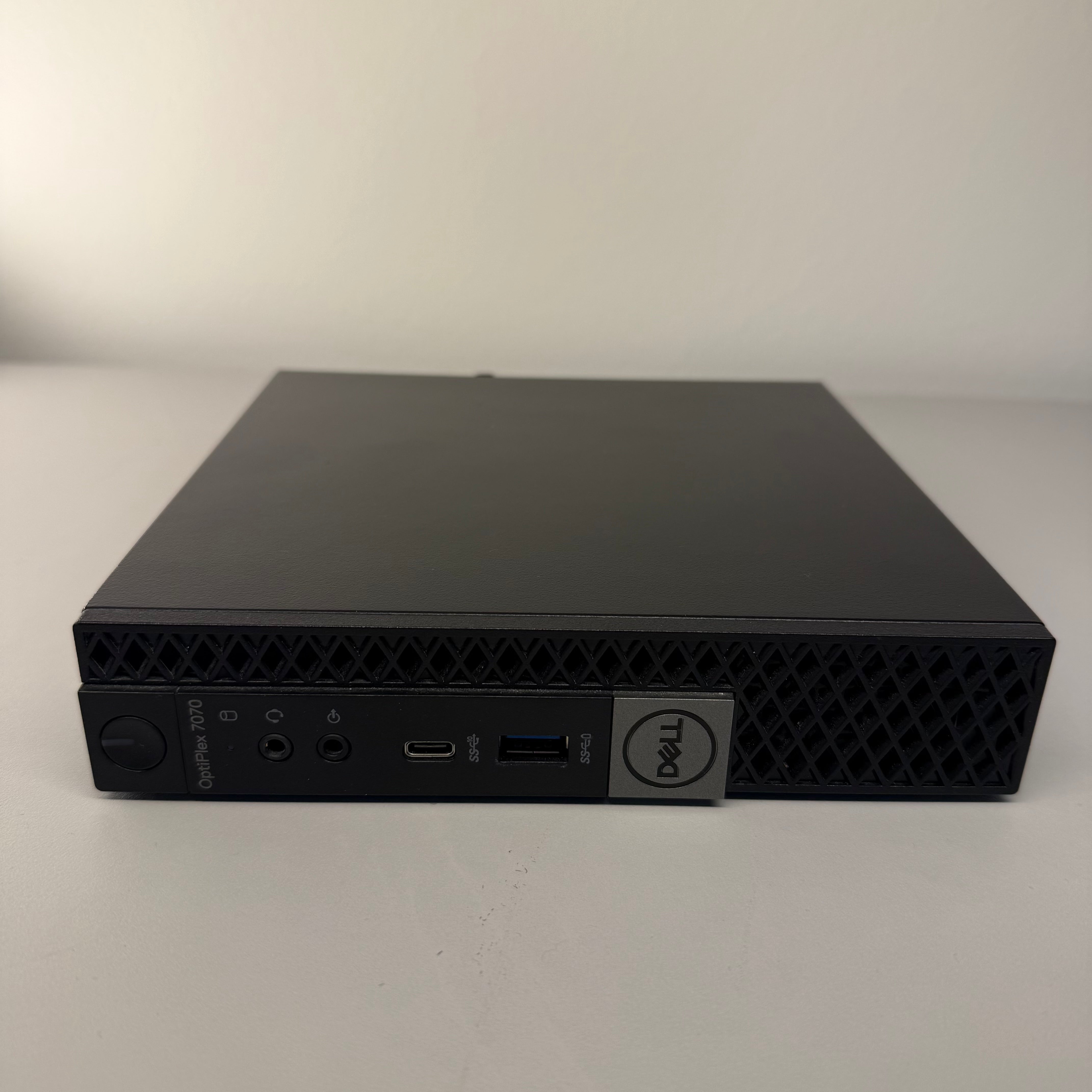 Dell OptiPlex 7070 Micro | i7-9700T | 16GB | 256GB SSD | Renoveret