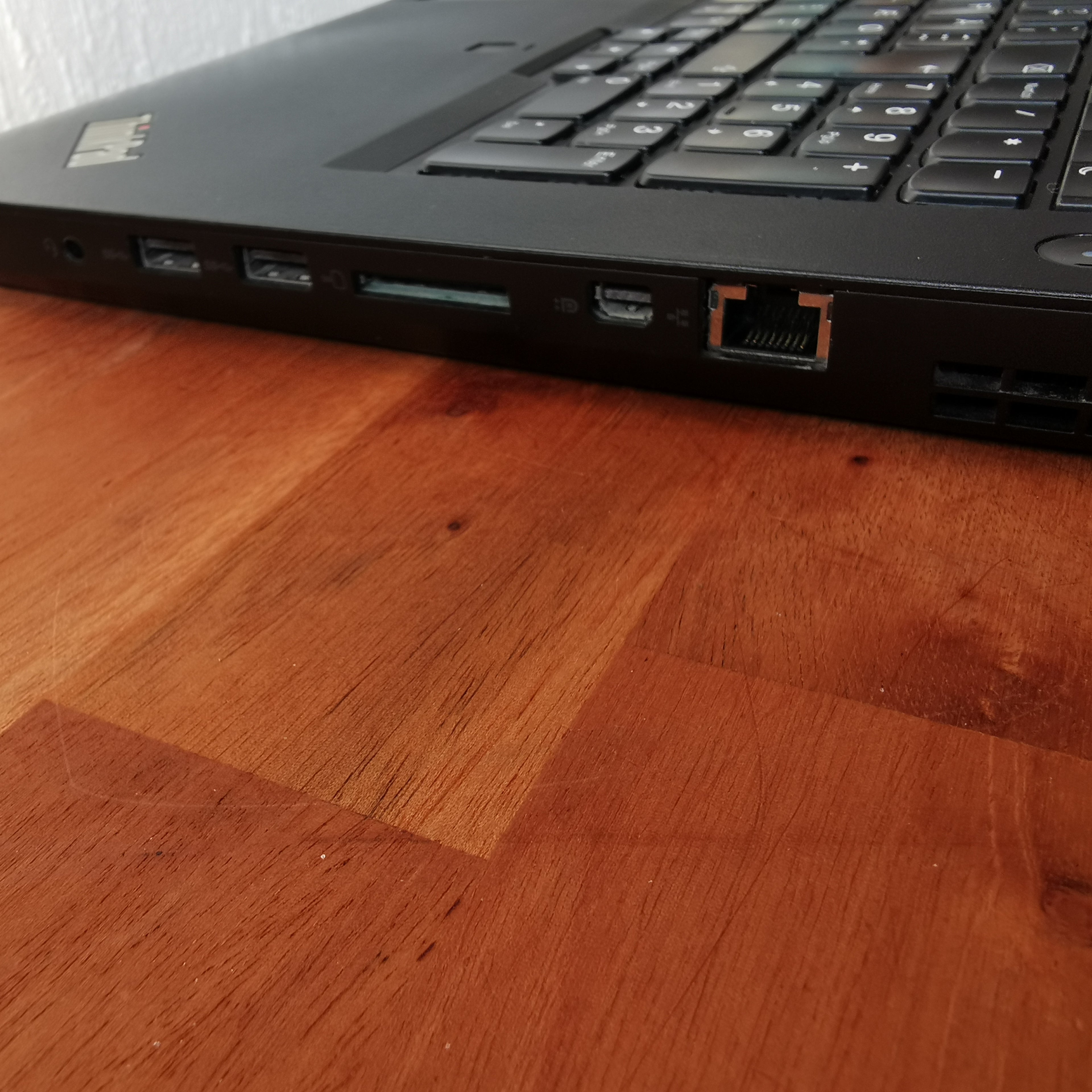 Lenovo Thinkpad P72 17.3" | i7-8850H | 64GB | 1TB SSD | 4K grafik