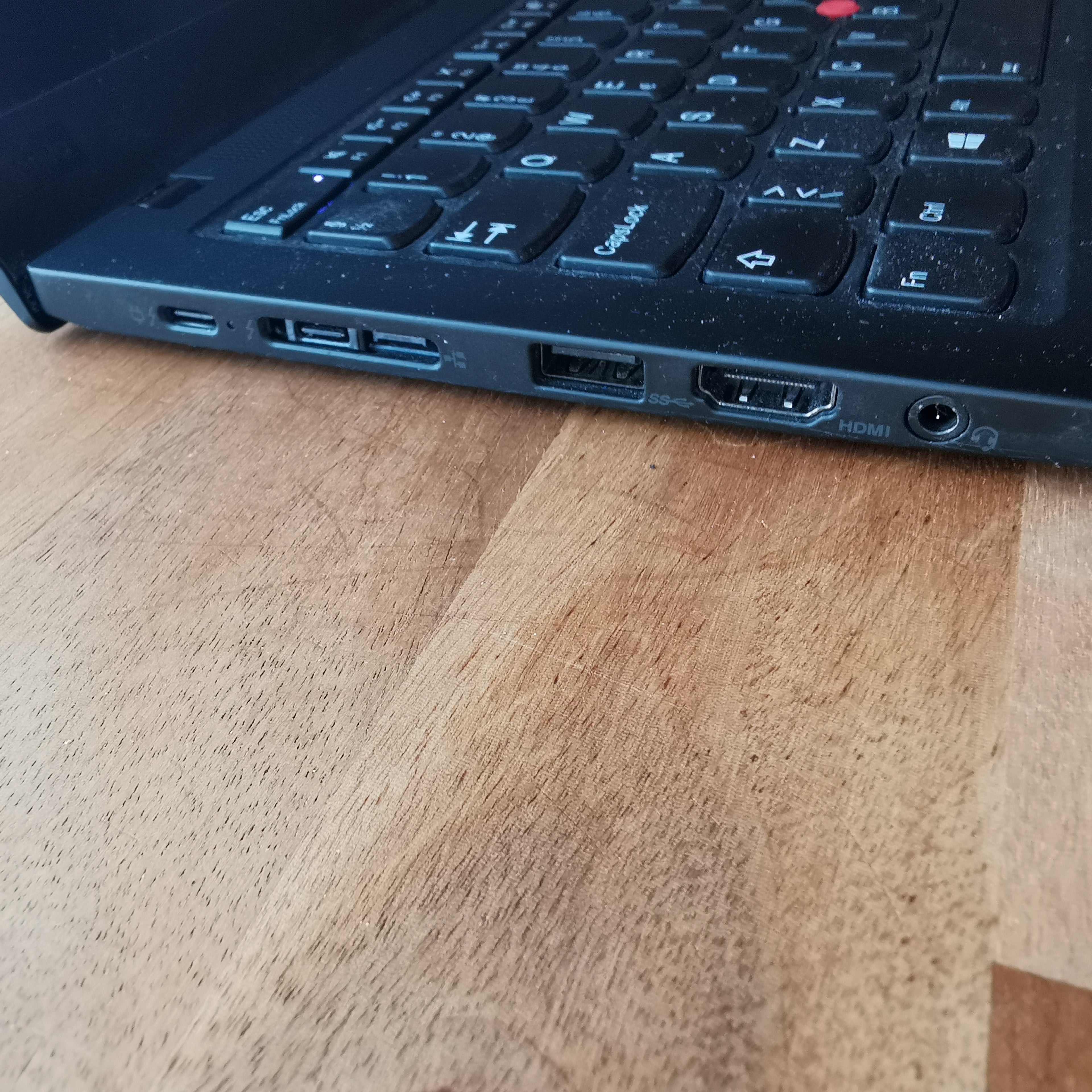 Lenovo ThinkPad X1 Carbon 7th Gen | i7-8565U | 16GB | 512GB SSD | Touch