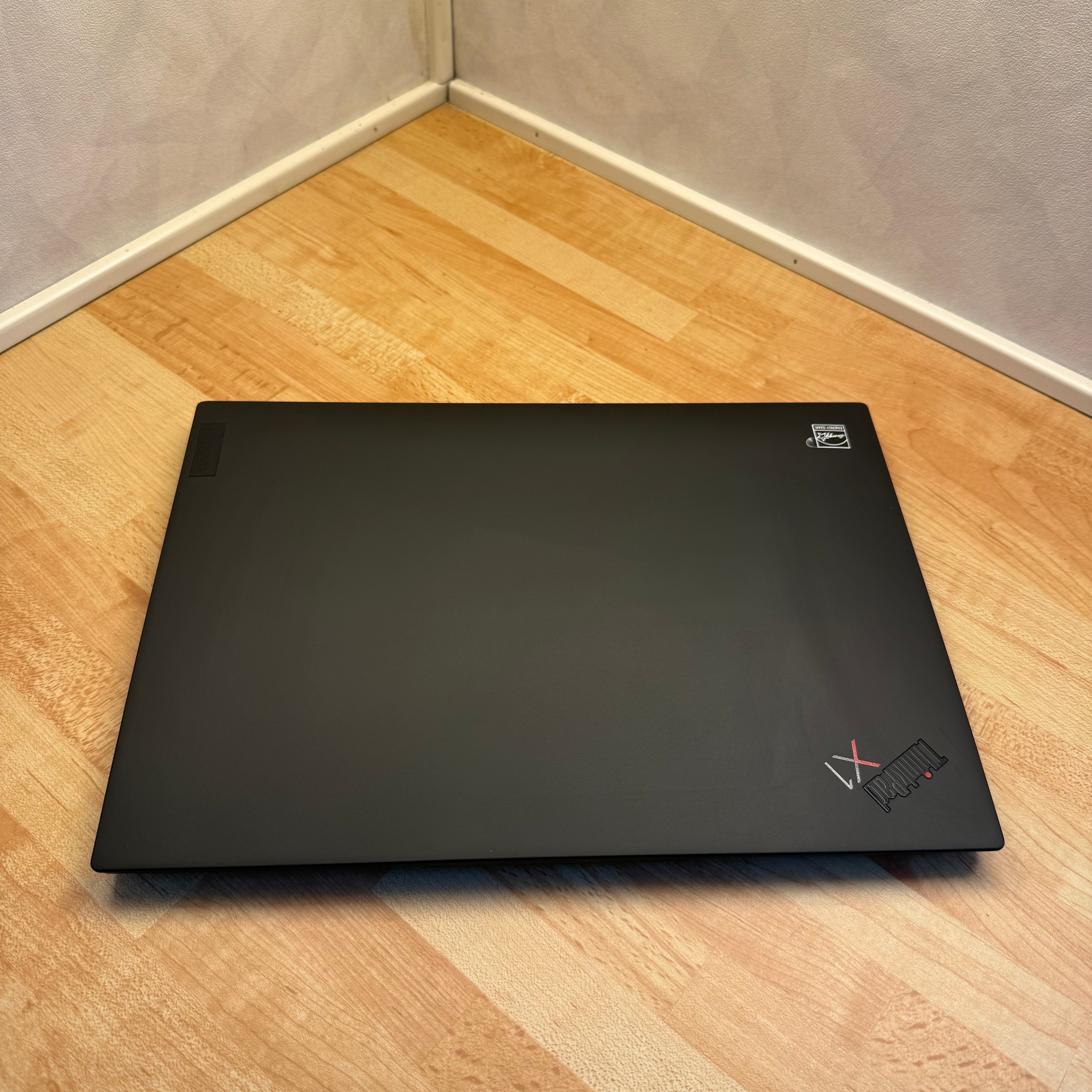 Lenovo ThinkPad X1 Carbon Gen 11 | i5-1345U | 32GB | 256GB SSD