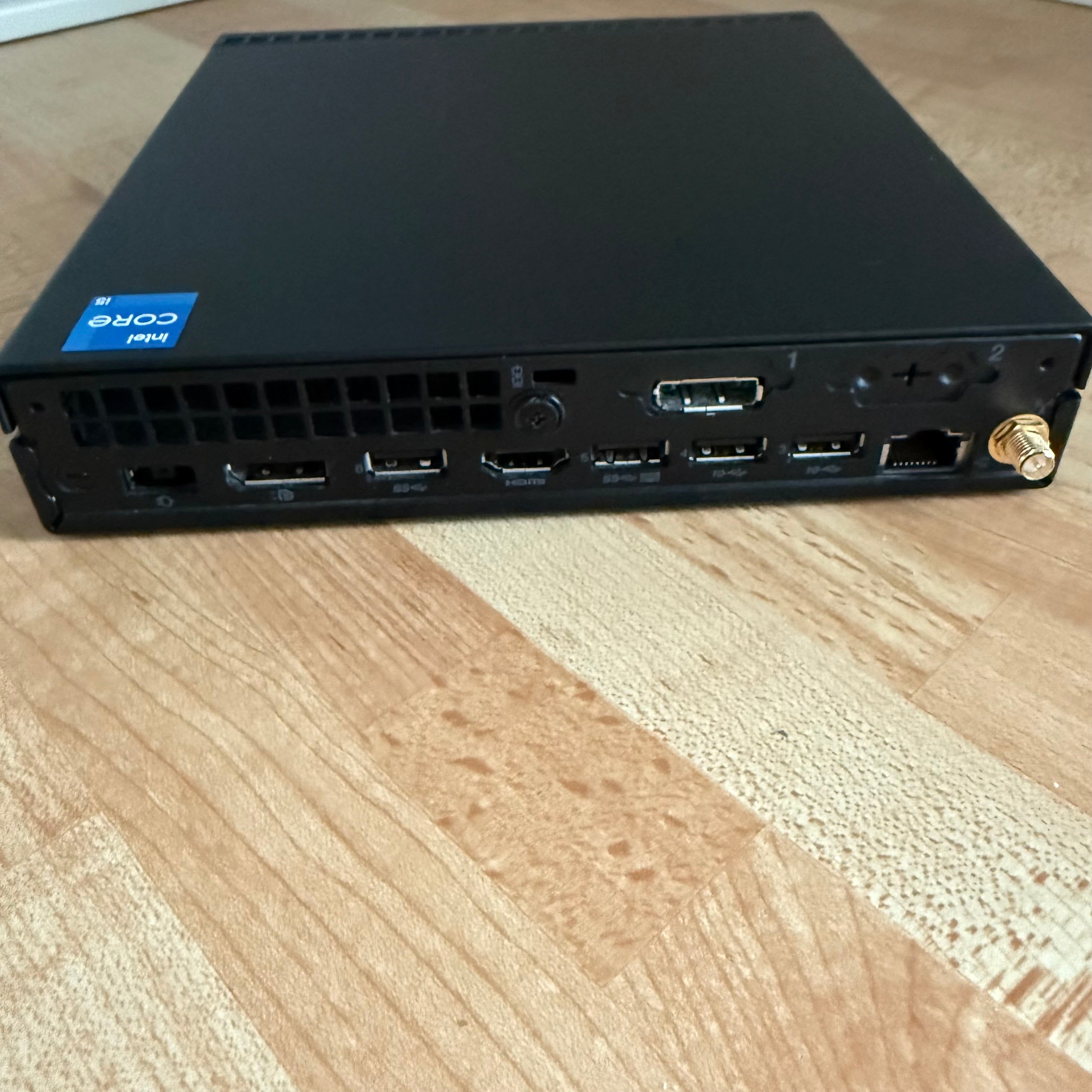 Lenovo ThinkCentre M70q Gen 2 | i5-11400T | 16GB | 256GB SSD