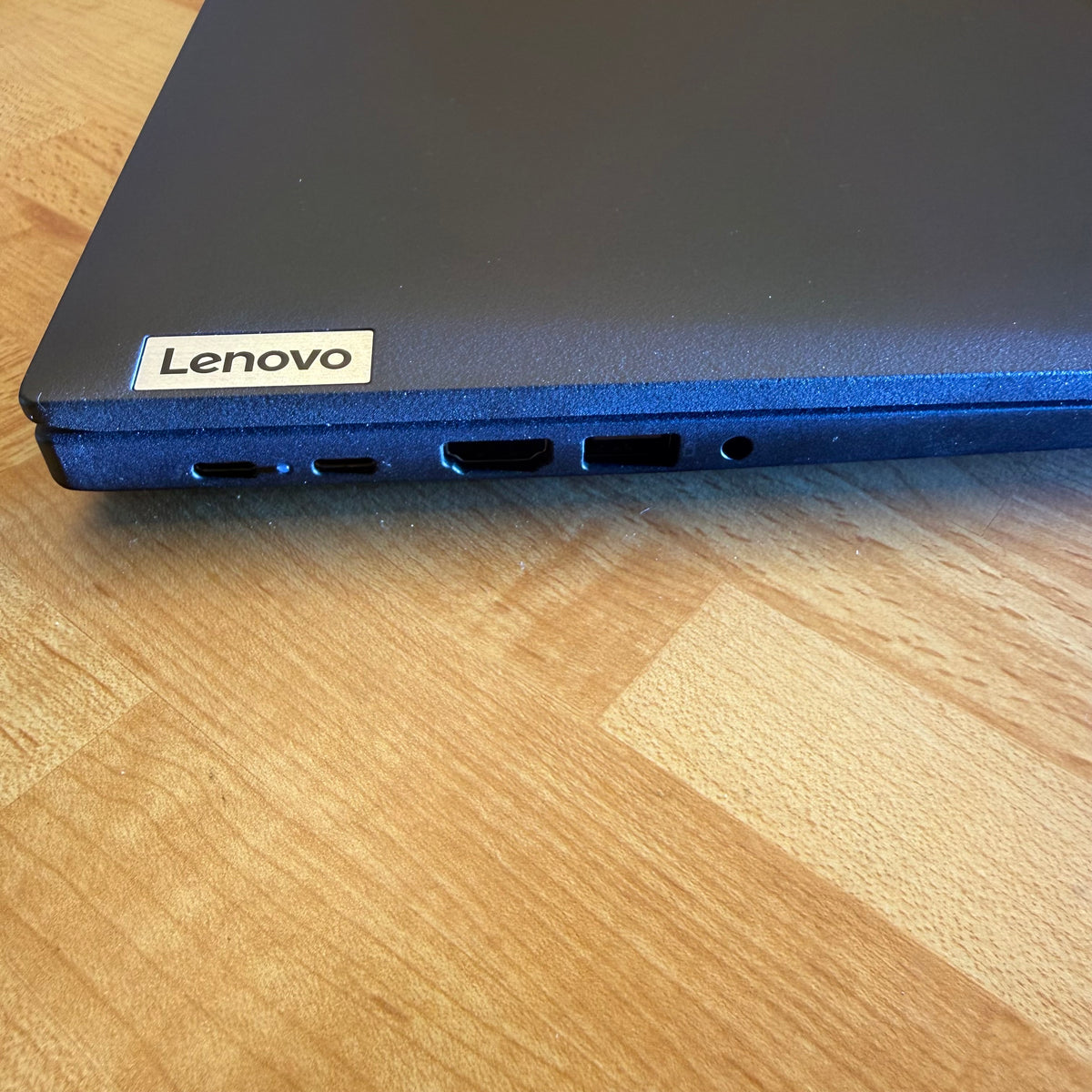 Lenovo ThinkPad T14 Gen 6 | Ultra 7 255U | 32GB | 1TB SSD