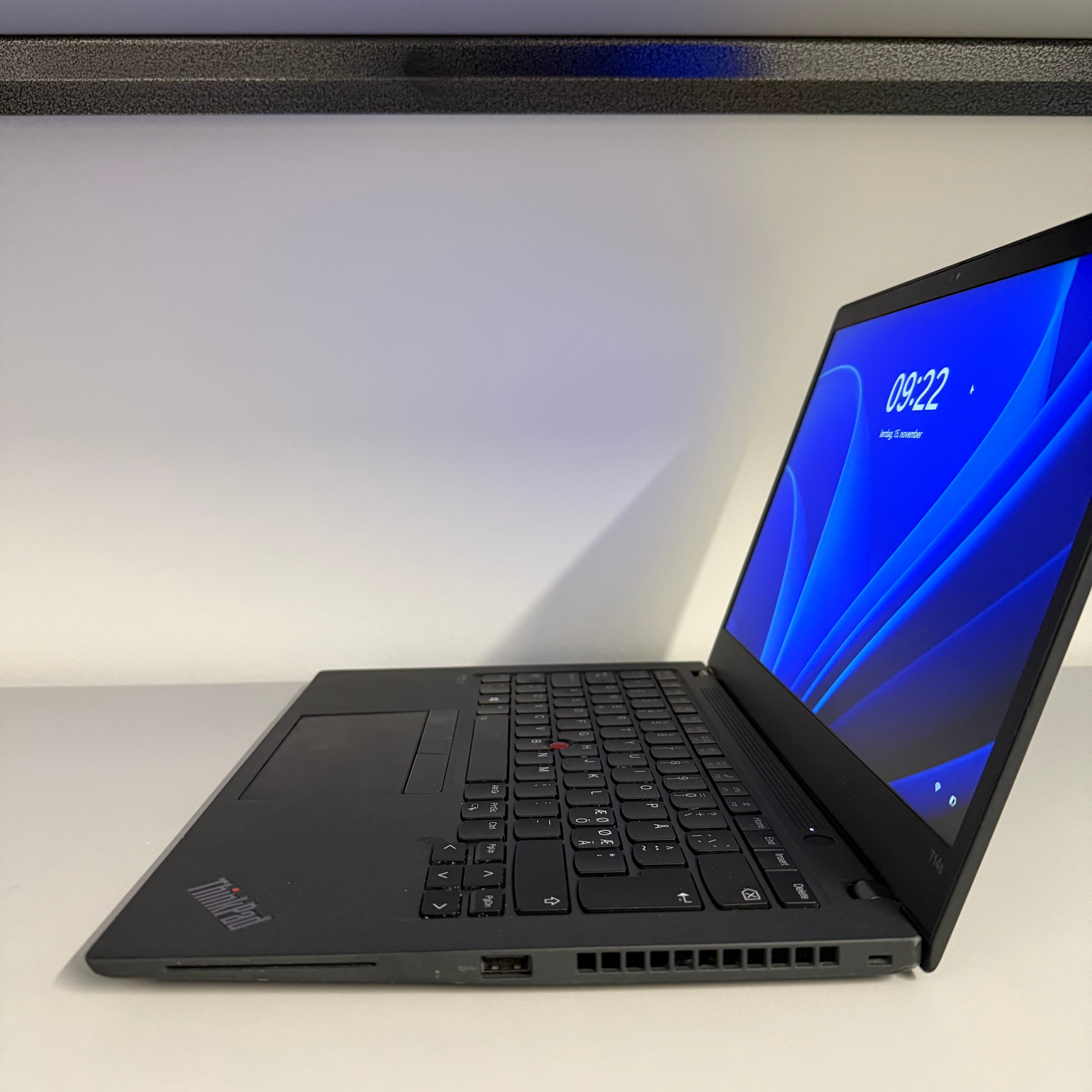 Lenovo ThinkPad T14s Gen 2 14" | i7-1165G7 | 16GB | 512GB SSD | Renoveret