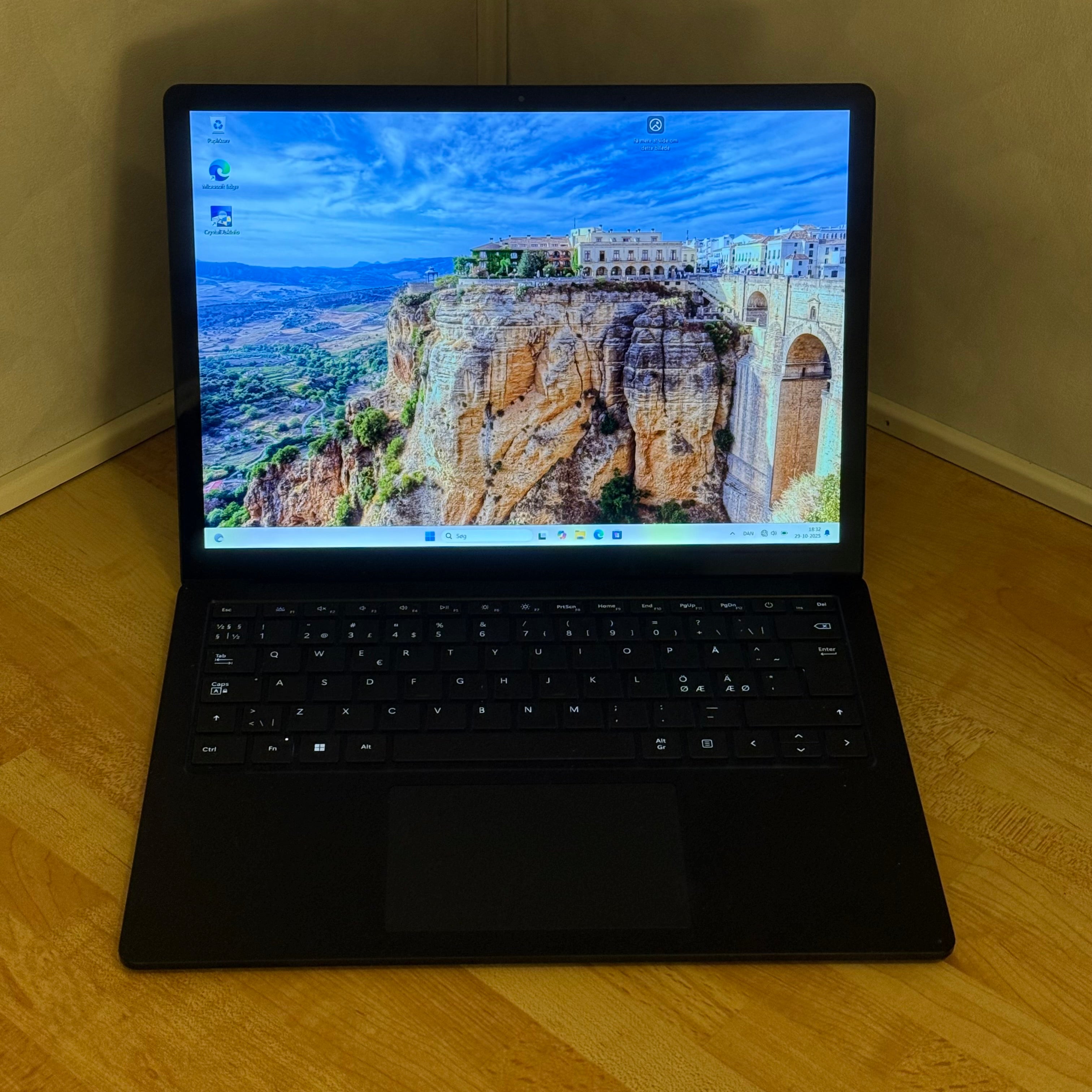 Microsoft Surface Laptop 5 | i7-1265U | 16GB | 512GB SSD | Renoveret