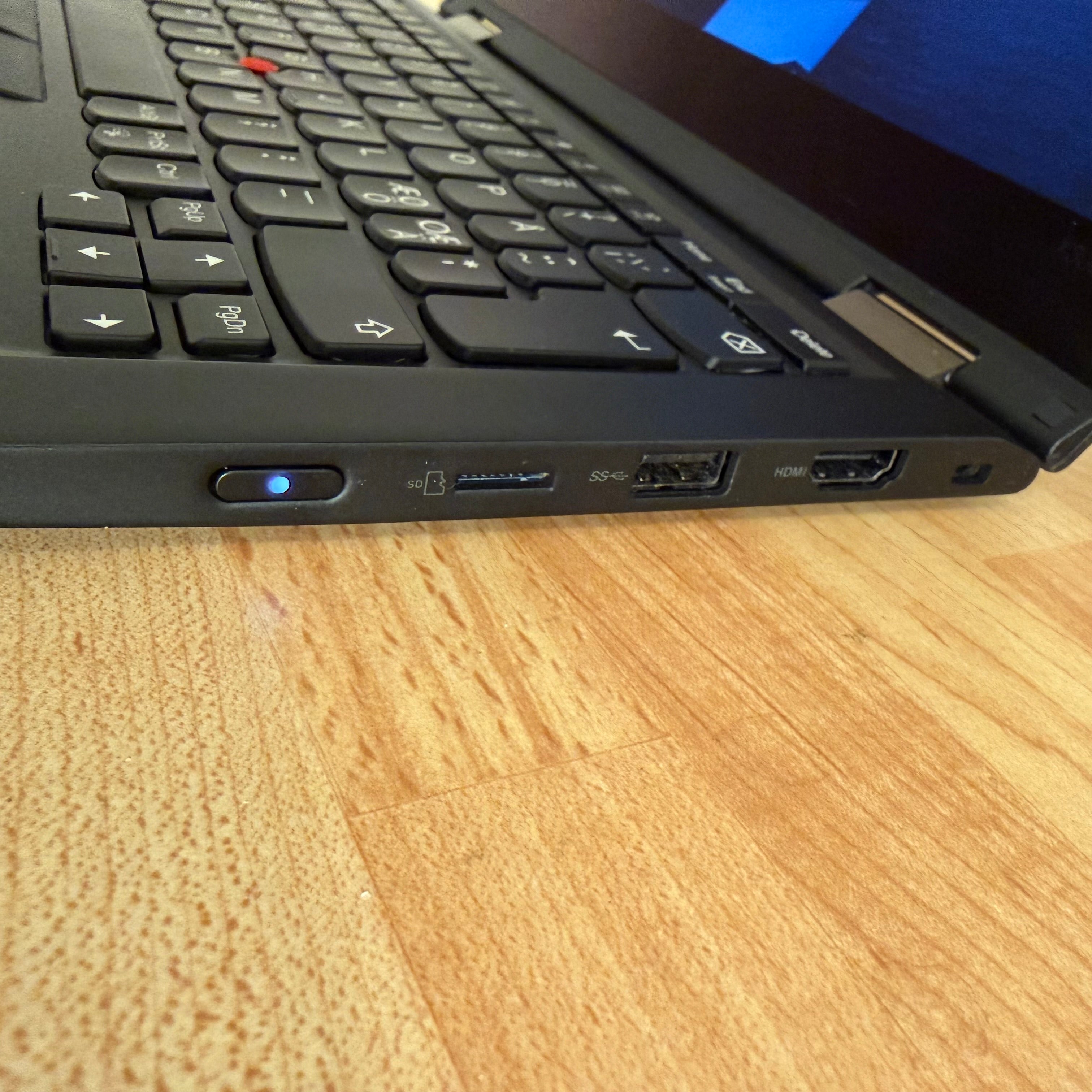 Lenovo ThinkPad X390 Yoga | i5-8265U | 16GB | NVMe SSD | Touch