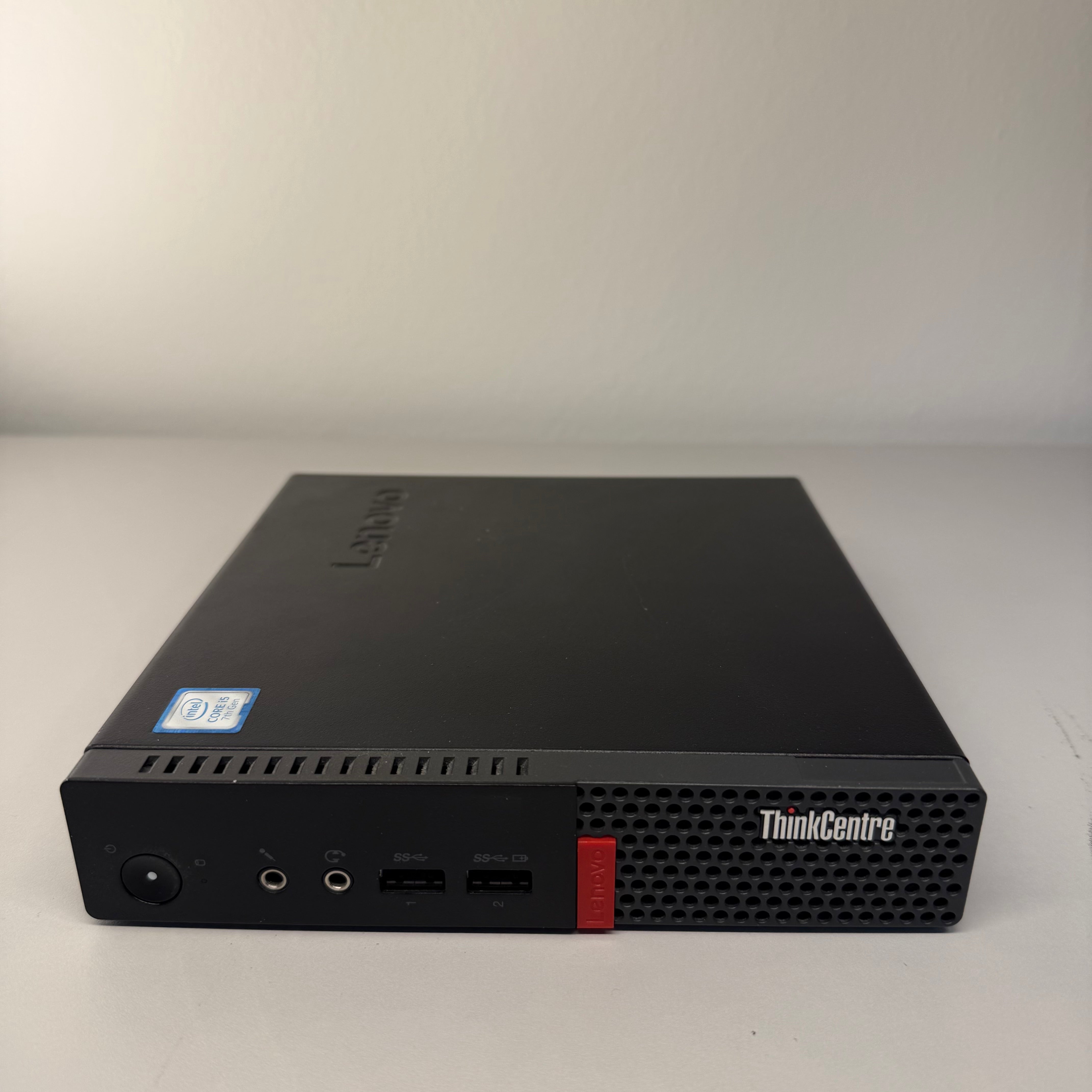Lenovo ThinkCentre M710q Tiny | i5-7400T | 8GB | 256GB SSD | Renoveret