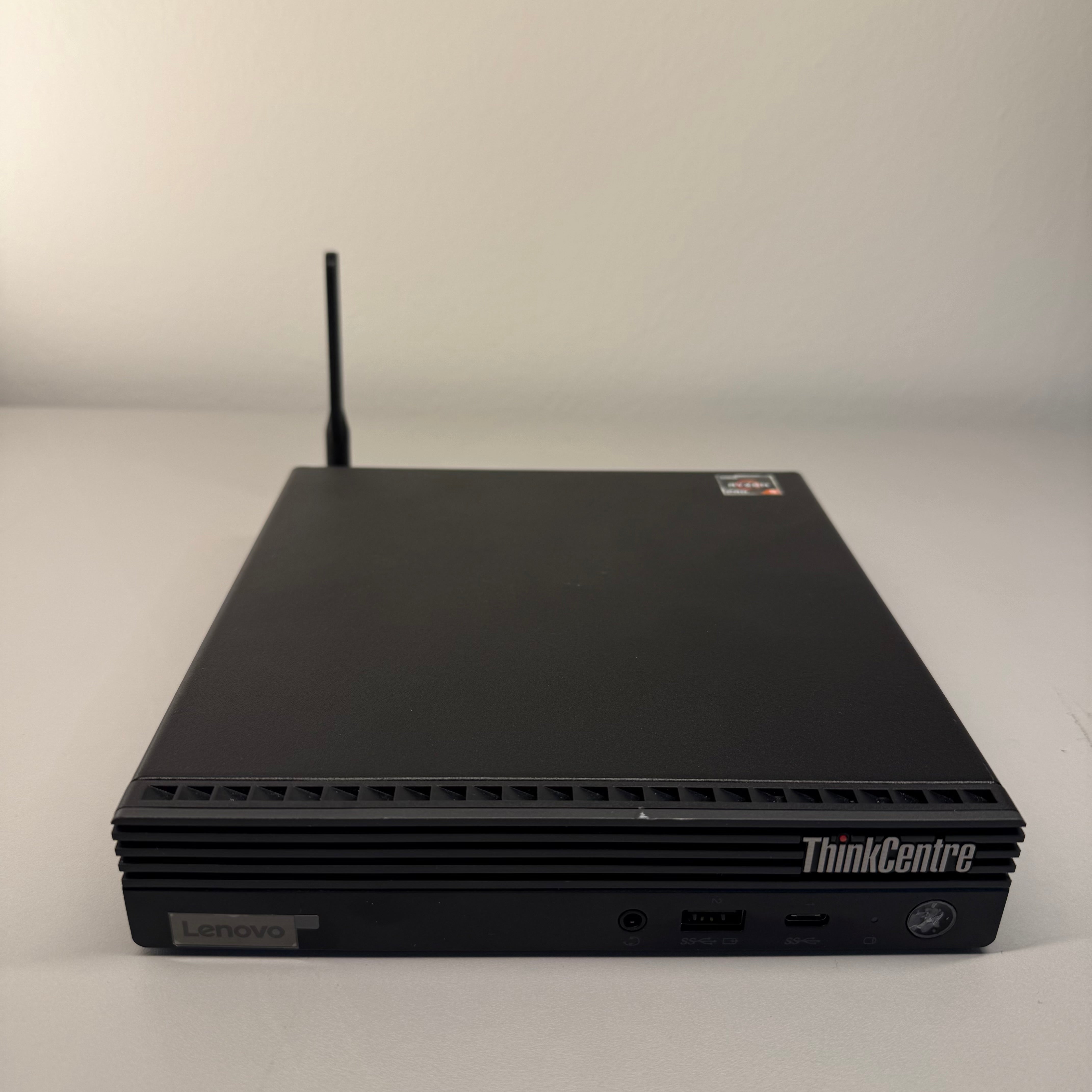 Lenovo ThinkCentre M75q Gen 2 | Ryzen 5 PRO 4650GE | 16GB | 256GB SSD